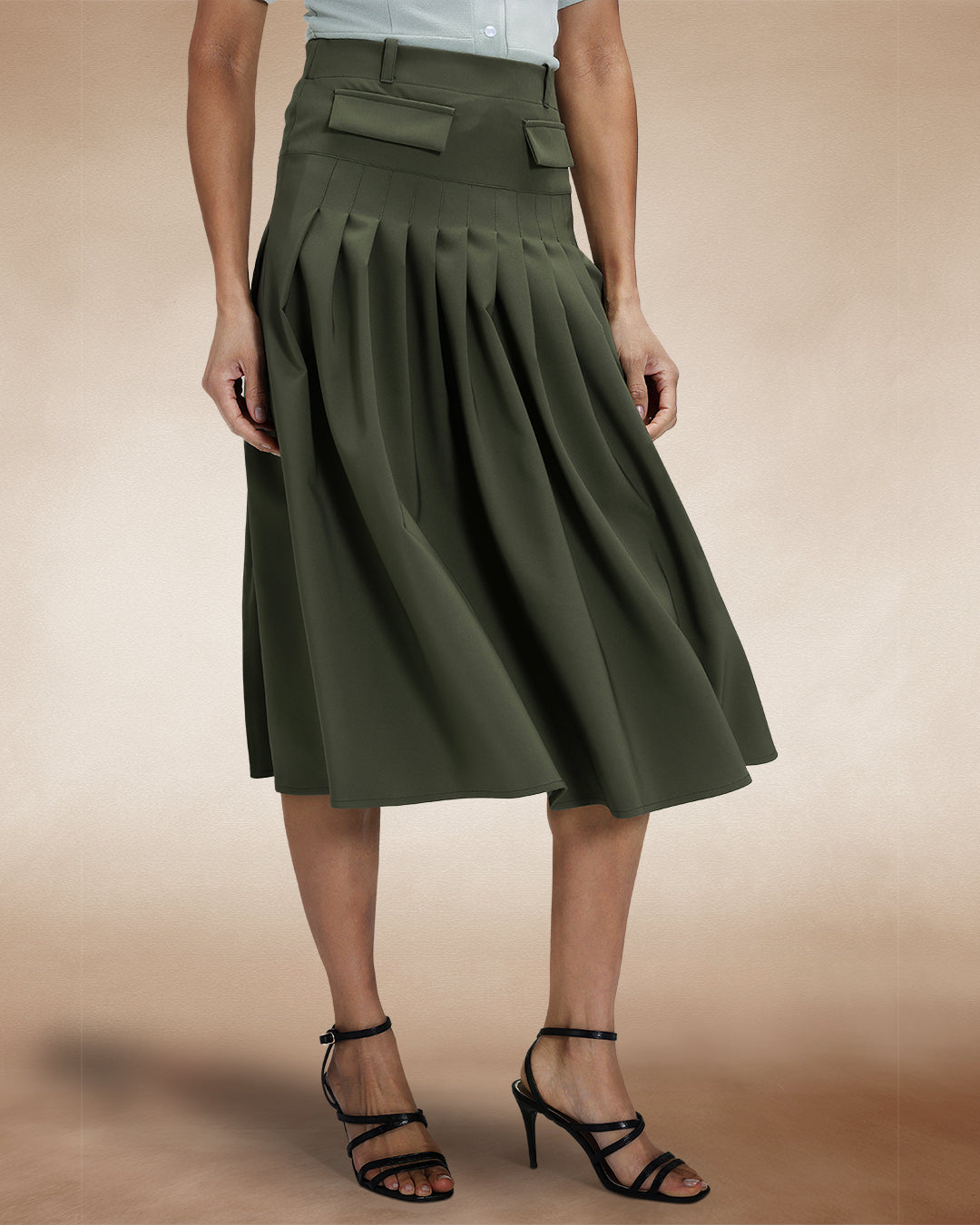 The Versatility of Skirts: Effortless Style for Every Season