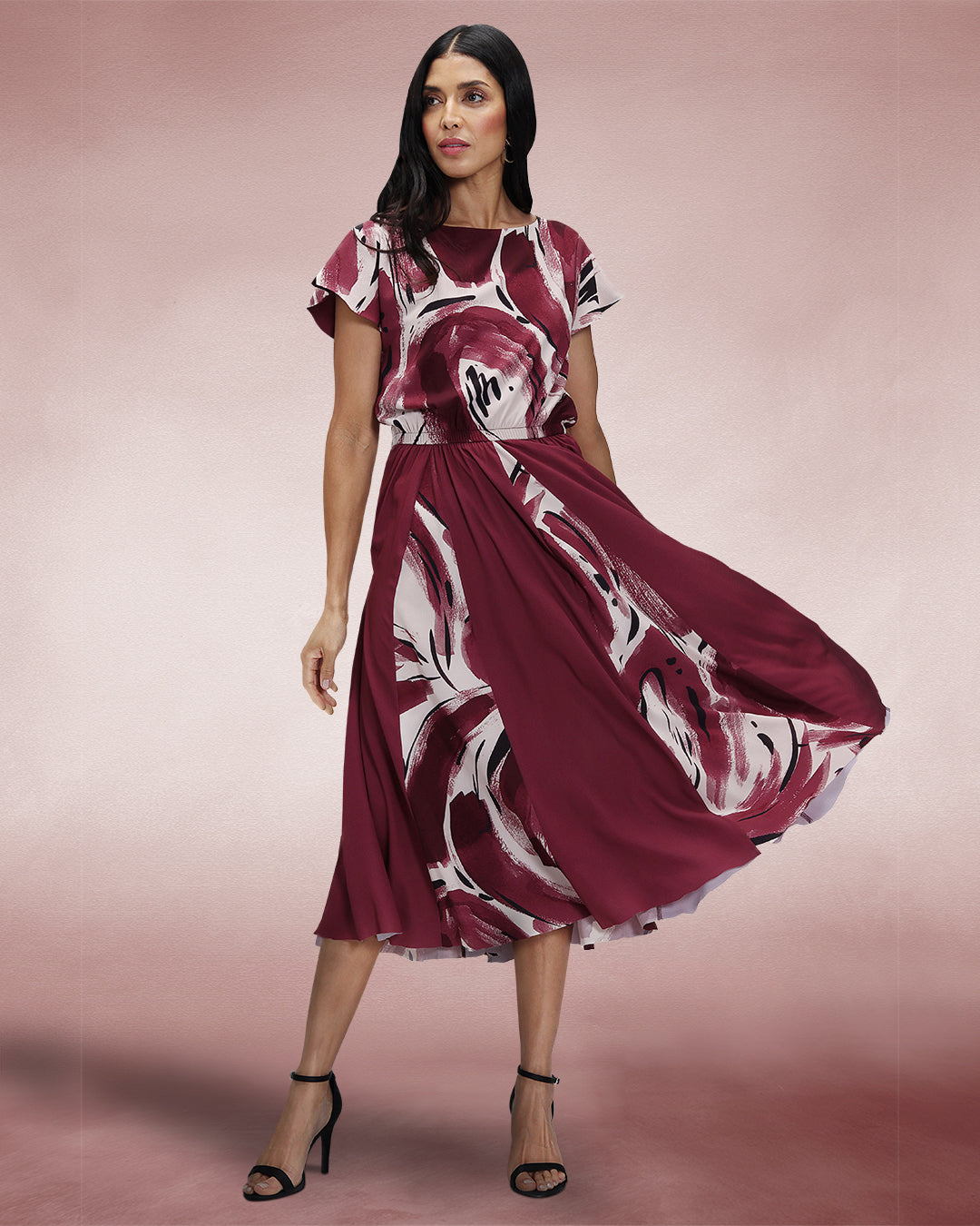 The Power of the Midi: Why Midi Dresses Are the Season’s Must-Have